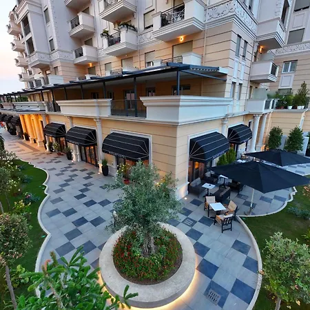 Mozart Hotel 4*