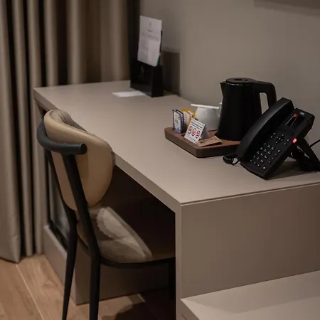Mozart Hotel 4*